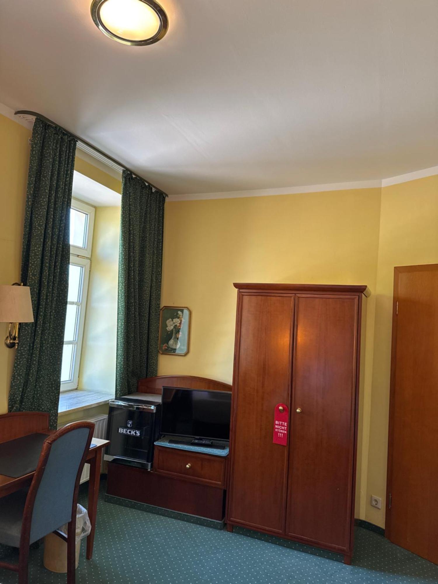 Hotel Am Schloss - Frankfurt An Der Oder Экстерьер фото